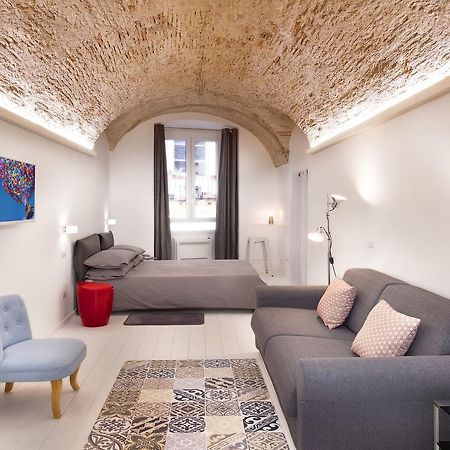 カリアリ Bianca Dimora Bed & Breakfast エクステリア 写真