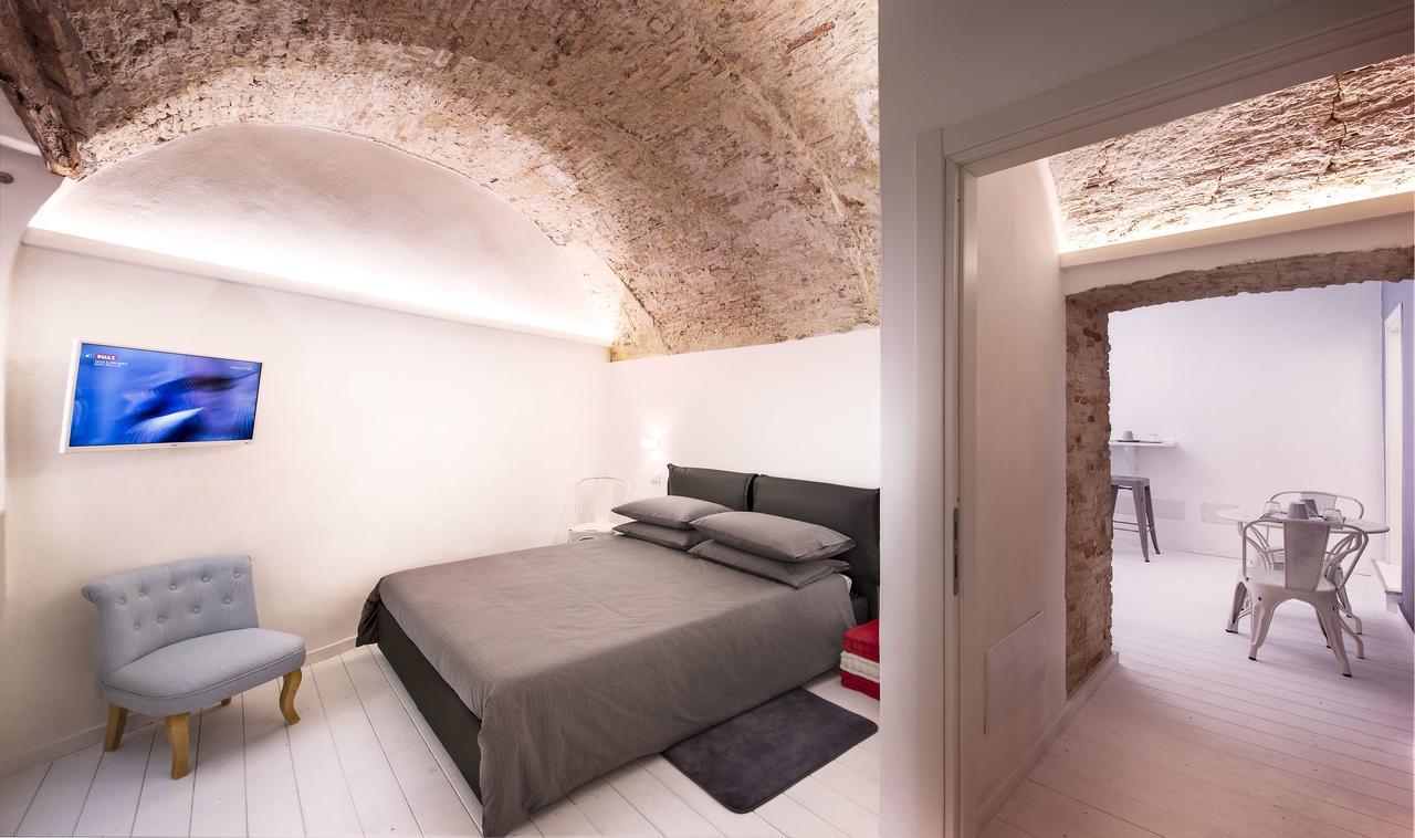 カリアリ Bianca Dimora Bed & Breakfast エクステリア 写真